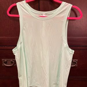 cool touch lululemon tank